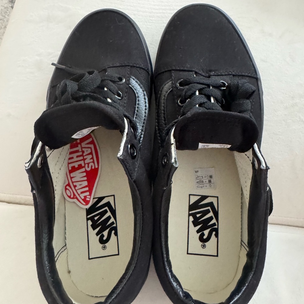 Vans Black Sneakers 7.5 US women/ 6 US Man